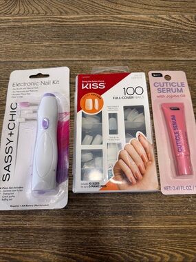 Kiss 100 Full-Cover Nails Short Square + Electronic Nail Kit + Cuticle Serum